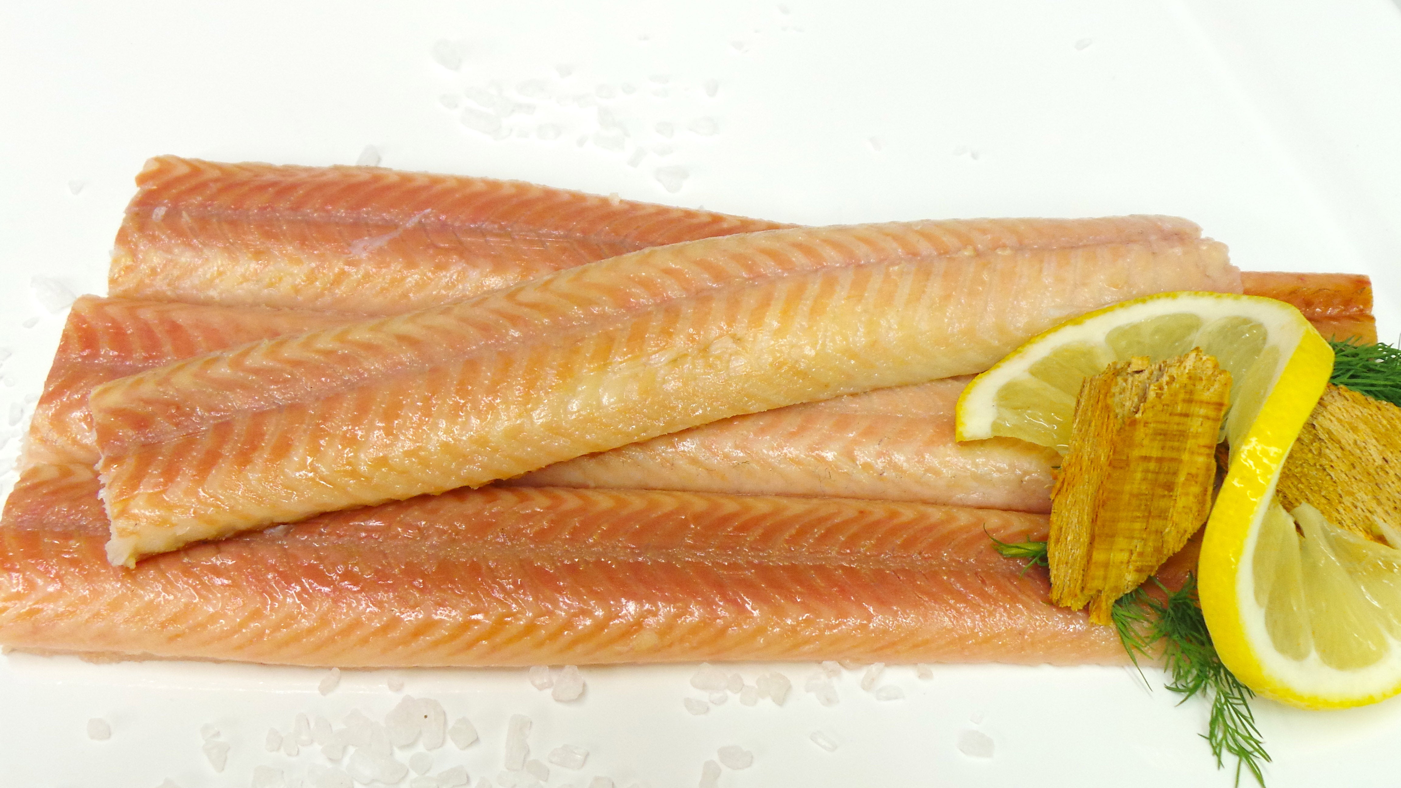 Aal-Filet, geräuchert – Töllner Edelfisch