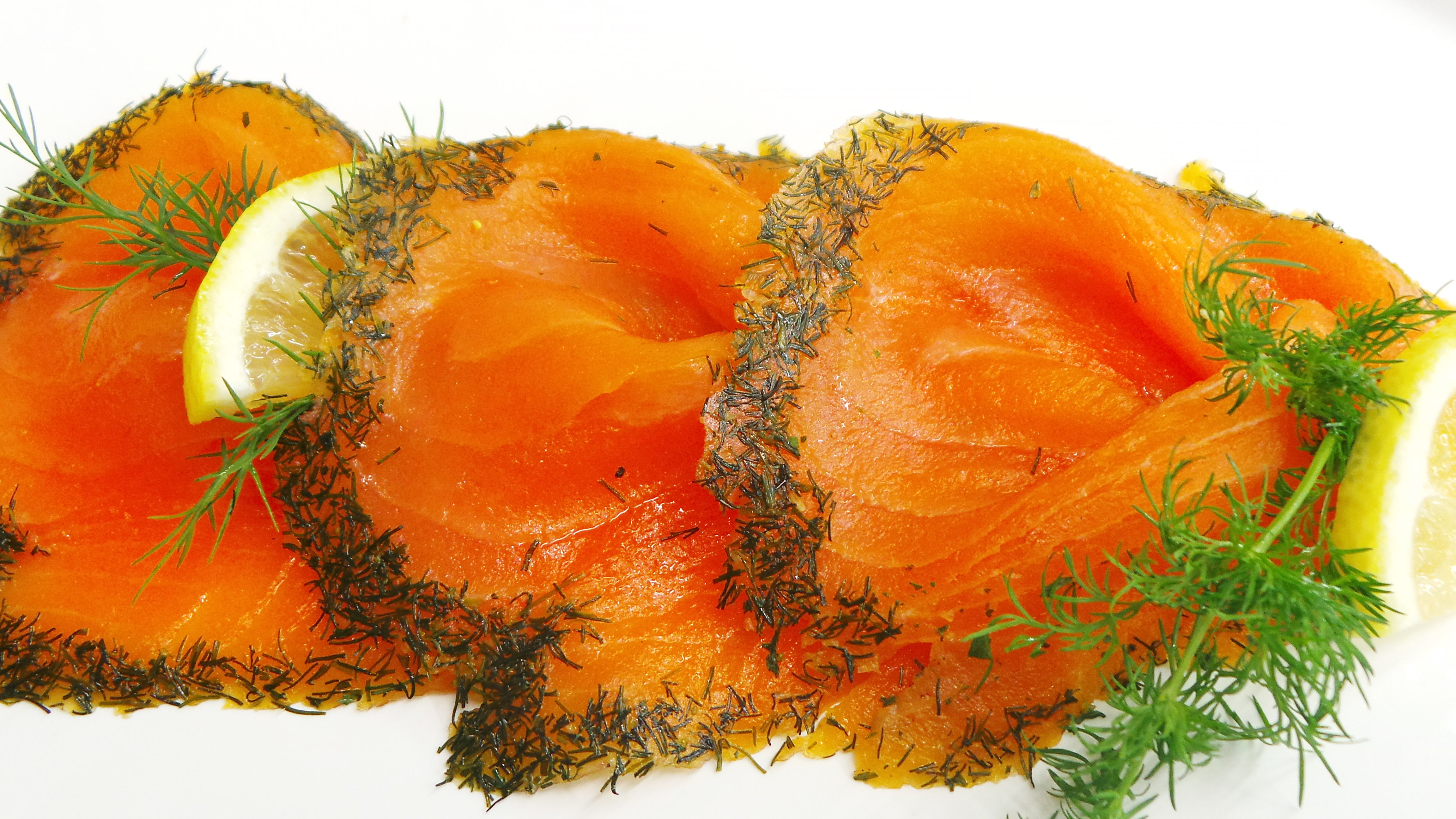 Gebeizter Lachs (geschnitten)